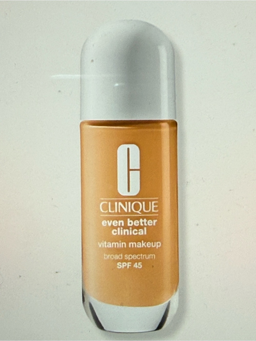 Clinique Even Better Clinical Vitamin Makeup SPF 45 - Medium Warm 1 NWOB
